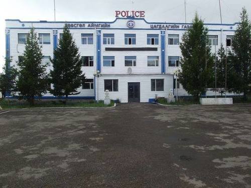 Шүүхийн шийдвэрээс үүдэн амиа хорлохыг завджээ