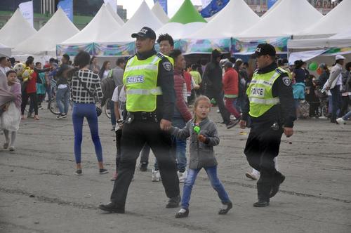 Төөрсөн 60 хүүхдийг эцэг, эхэд нь хүлээлгэн өгчээ