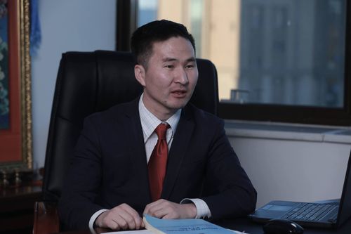 Мөрийтэй тоглоомын ард цагдаа бий юу?