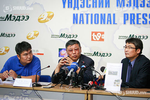 Шороон Бумбагарын булшнаас 170 гаруй алтан эдлэл олджээ