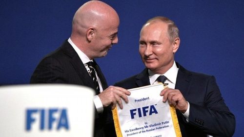 Путин Оросын шигшээ багийн дасгалжуулагчид баяр хүргэлээ