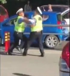 ЗЦА: Монголын цагдаа нар ЗОДОЛДООГҮЙ