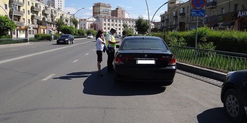 Тээврийн хэрэгслийн хяналтын үзлэг, шалгалт явагдаж байна