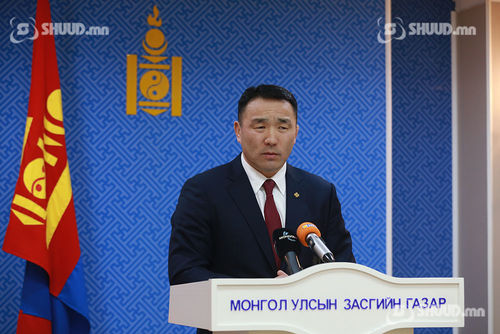 Д.Сумъяабазар: Ойрын хугацаанд нийтийн тээврийн 70, хүүхдийн 75 автобусыг үйлчилгээнд гаргана