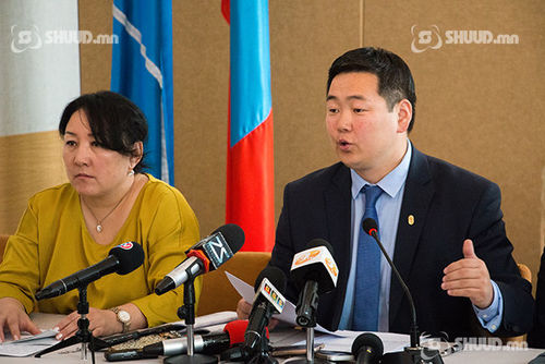 Хадгаламжийн хүүнээс 10 хувийн татвар авах нь БУРУУ