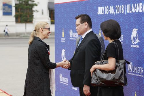 Гамшгийн эрсдэлийг бууруулах Азийн сайд нарын бага хурлын фото агшин