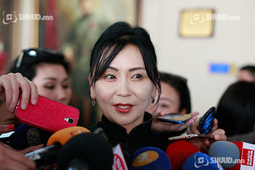 Ц.Цогзолмаа АШУҮИС-ийн захирлаар  Ж.Цолмонг томилжээ