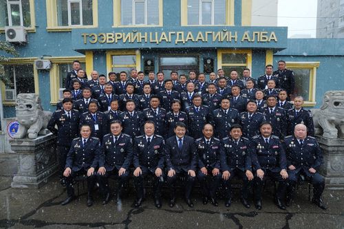 Удирдах ажилтны зөвлөгөөн болж өндөрлөлөө