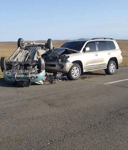 Орон нутгийн замд олон хүний амь нас хохирчээ