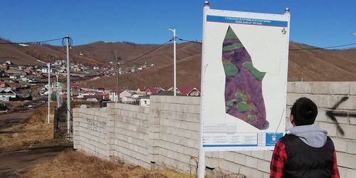 Зуслангийн амуудад зурагт мэдээллийн самбар байрлууллаа