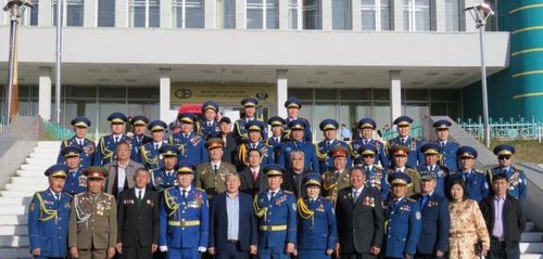 Аврах 58 дугаар ангийн 40 жилийн ой тохиож байна