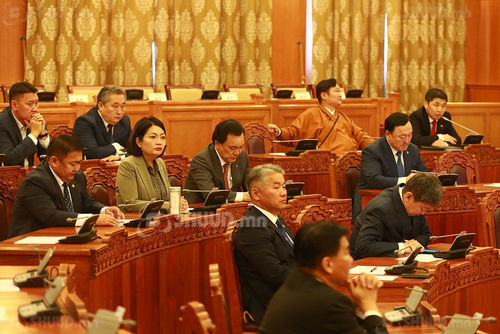 ШУУД:Орон сууцны тухай хуулийг хэлэлцэж байна