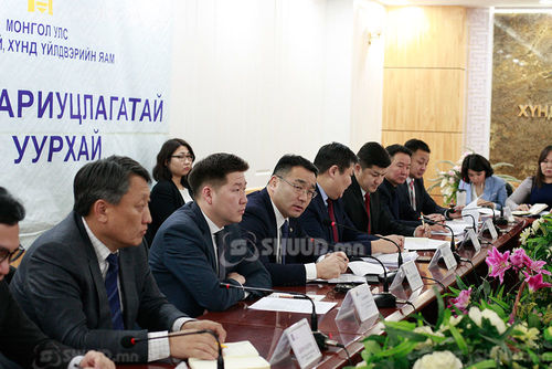 Уул уурхайн салбар төсөвт 1.9 их наяд төгрөг төвлөрүүлжээ