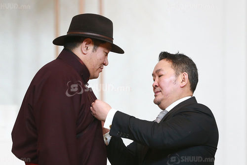 МУГЖ М.Баярмагнай: Ж.Мөнхсайхан, П.Эрдэнэзаан хоёртоо хайртай шүү