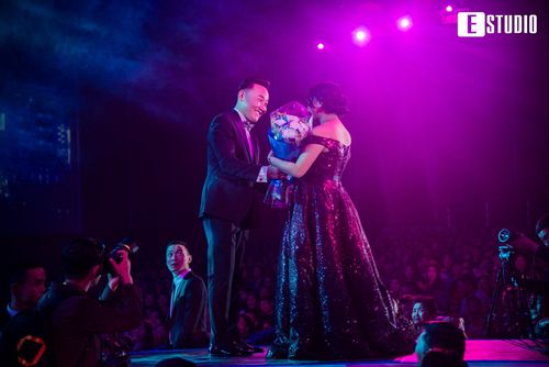 Б.Болд, Х.Мөнгөнцэцэг нарын “АМЬДРАЛ”