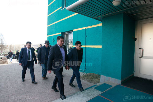 ШУУД: Засгийн газрын ажлын хэсэг 