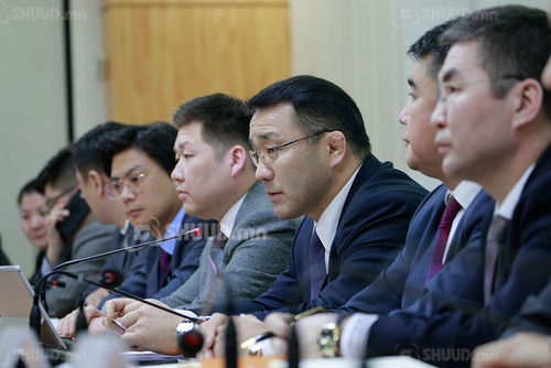 Д.Сумъяабазар: Дархан эрхтэй эздийн гайгаар хүний амь эрсдэж байна