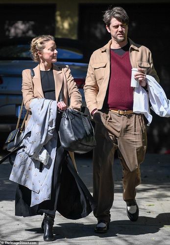 Эмбер Хёрдын ШИНЭ ДУРЛАЛТ ЗАЛУУ