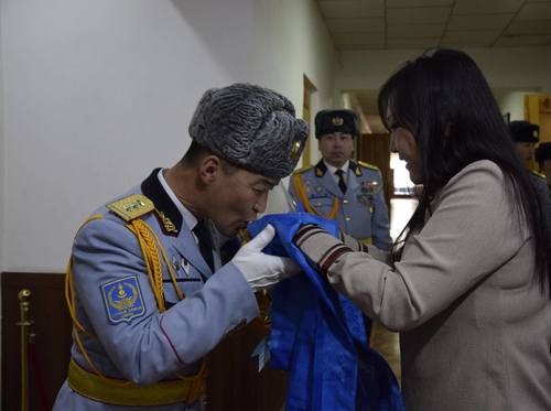 Хурандаа цол олголоо