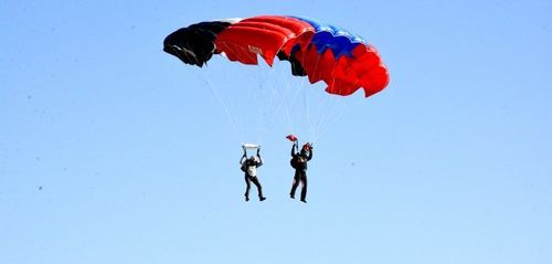 Аврагчид 411 удаагийн шүхрийн буулт хийлээ