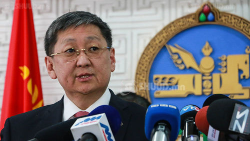 Ч.Хүрэлбаатар: Эдийн засгийн тогтвортой байдлыг хангах нь нэн тэргүүний асуудал