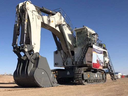 LIEBHERR R9400 техникийг Оюу толгой уурхайд хүлээлгэн өглөө