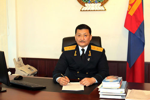 Улсын Ерөнхий прокурорын орлогч Б.Амгаланбаатарыг огцрууллаа