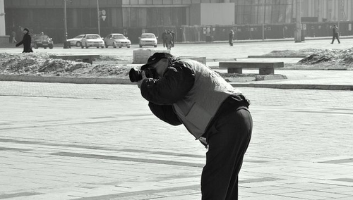 Хоцрогдож, хөгшрөхийг хүсдэггүй 70 настай талбайн зурагчин