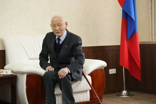 С.Лувсангомбо: Улаанбаатарыг 