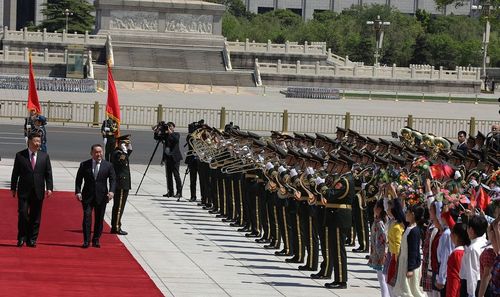 Ерөнхийлөгч Х.Баттулгыг БНХАУ-ын дарга Ши Жиньпин угтав