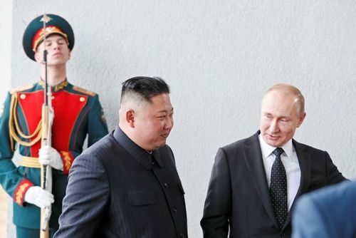 Ким Чен Унтай уулзсан уулзалтын талаар Трампт тайлагнахад бэлэн