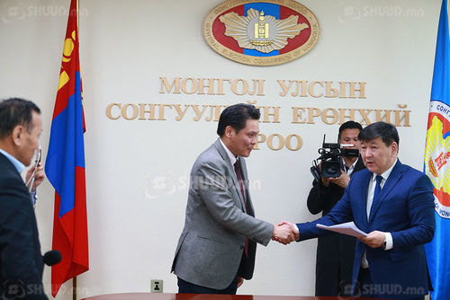 Найман нам нөхөн сонгуульд оролцох хүсэлтээ хүргүүллээ