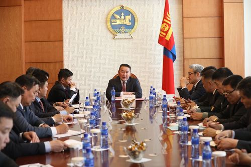 Ерөнхийлөгч ҮАБ-ыг хангагч байгууллагуудын удирдлагад үүрэг өглөө