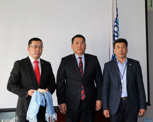 “Гашуунсухайт авто зам” ХХК-ийн гүйцэтгэх захирлаар Б.Баяндэлгэрийг томиллоо