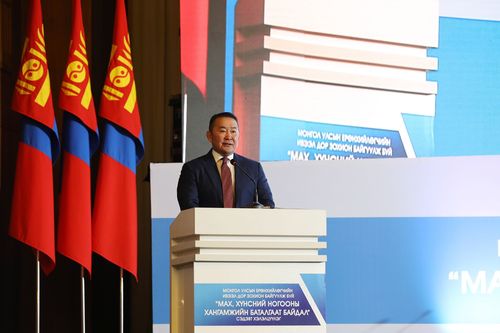 Х.Баттулга: 