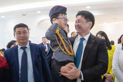 Хөгжлийн бэрхшээлтэй хүүхдийн сэргээн засах хөгжлийн төвийг нээв