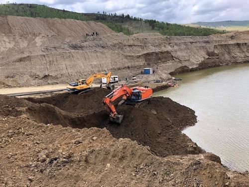 Аврагчид 14 хоног ажиллаж осолдсон иргэний цогцсыг гаргалаа