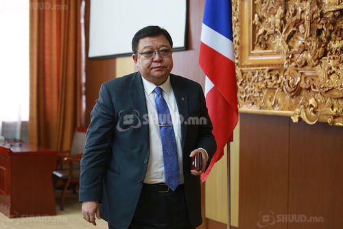 С.Эрдэнэ: Намдаа хийх ажил их байна