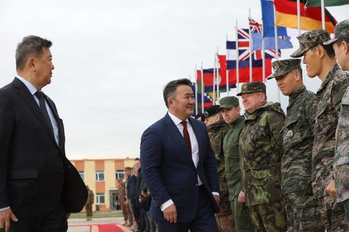 Х.Баттулга: Энхийг сахиулагч та бүхний тэсвэр хатуужлыг дээшлүүлэхэд өгөөж өгнө