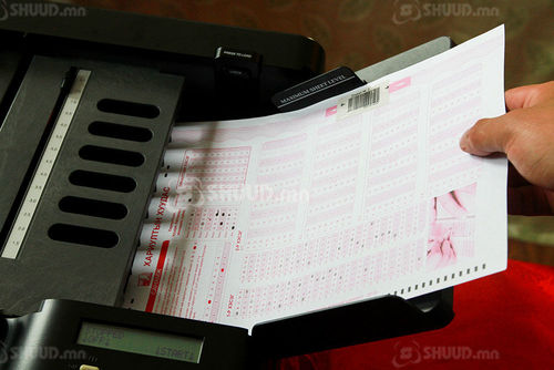 Д.Энхжаргал: Монгол хэл бичгийн шалгалтад тэнцээгүй ч ЭЕШ өгөх боломжтой