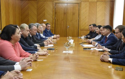 ОХУ-ын Хуульчдын холбооны төлөөлөгчдийг хүлээн авч уулзав