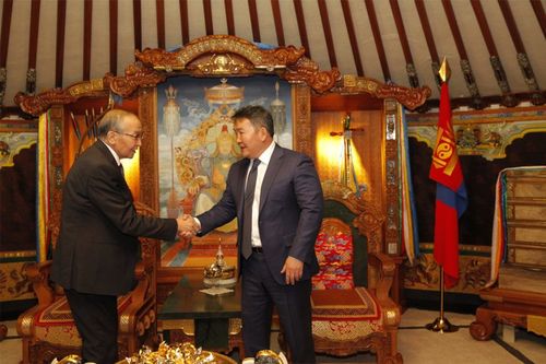 Б.Шарав, Н.Жанцанноров нарт Хөдөлмөрийн баатар цол хүртээлээ