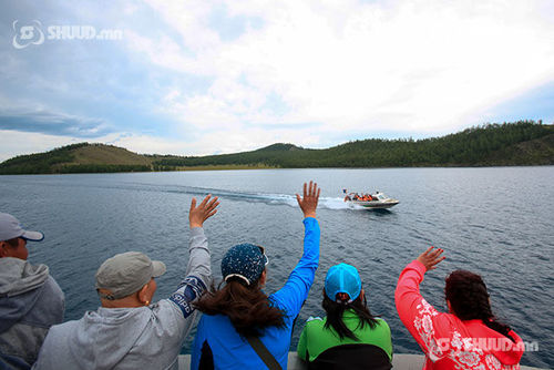 Аялахад учир бий