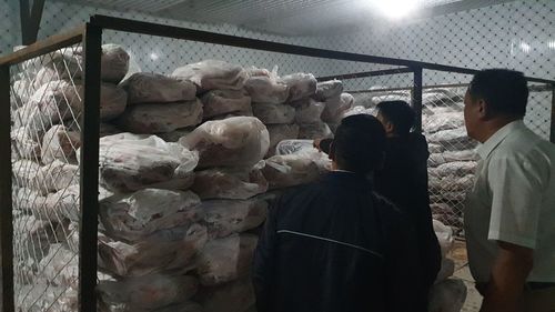 “Ариун монгол мах” компанийн махны үйлдвэрийг хаалаа