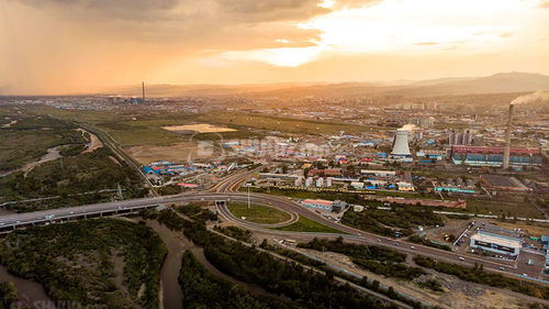 Улаанбаатарт 10 хэм дулаан байна
