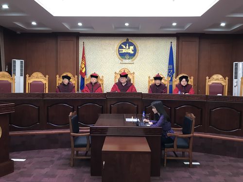 Үндсэн хуулийн цэц маргааныг хэрэгсэхгүй болгов