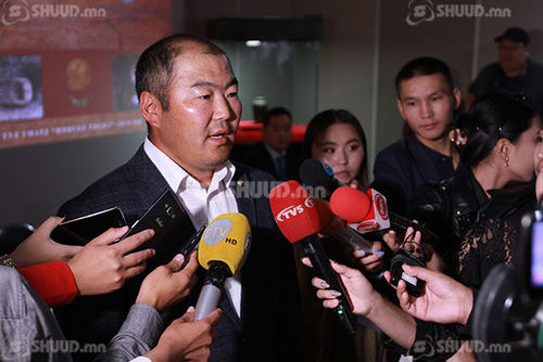 Ж.Баярсайхан: Эд өлгийн зүйлс дэх шар тос зул байх магадлалтай