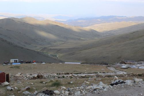“Талст молор”-ын гянтболдын далд уурхайн үйл ажиллагааг түр зогсоолоо