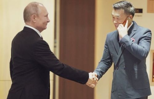 Сахилгагүй гэрэл зурагчны эвлүүлэг шуугиан тарив