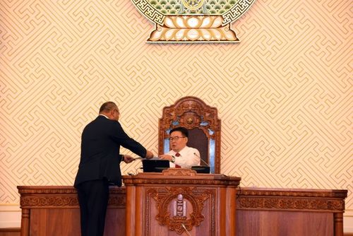 Д.Эрдэнэбат: Үндсэн хуулийн хэлэлцүүлэгт АН-ын зөвлөл оролцохгүй